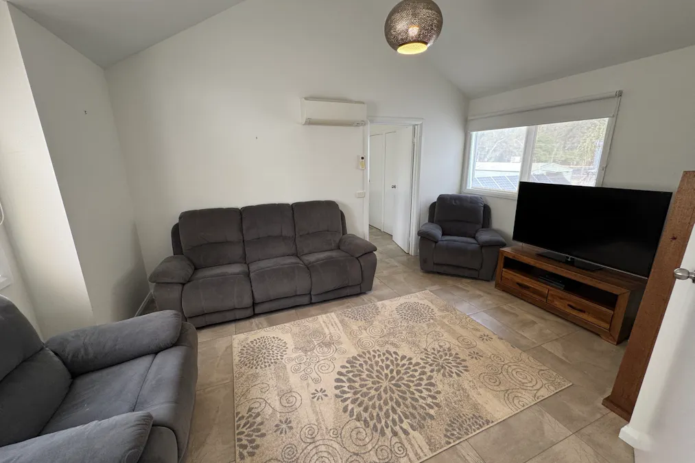336-338 Hodgkins Street, Deniliquin, NSW, 2710 - Image 9