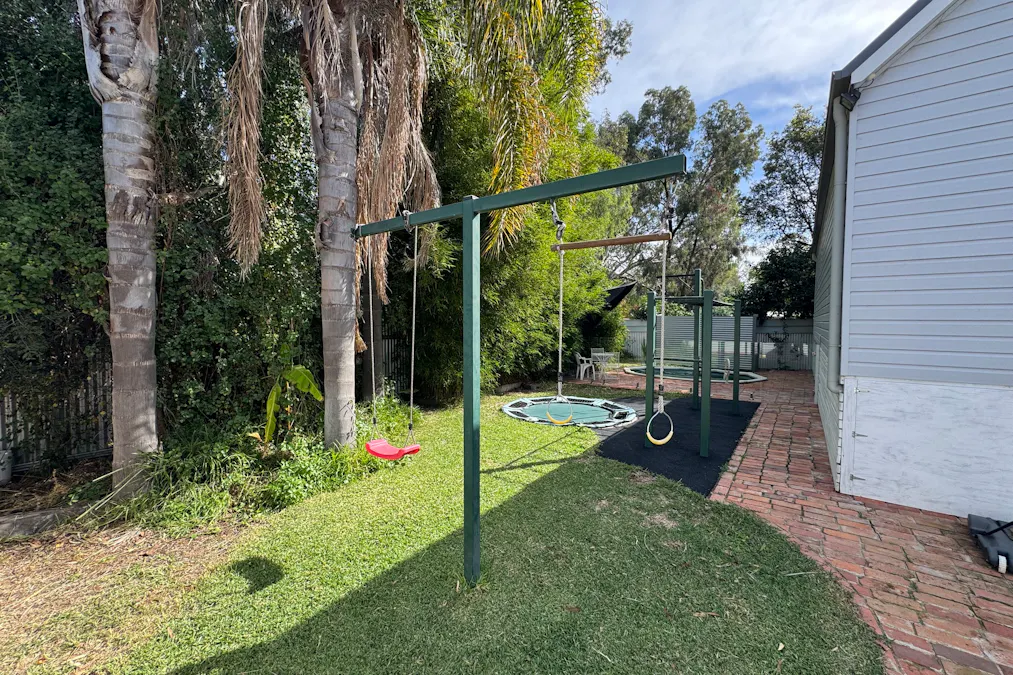 336-338 Hodgkins Street, Deniliquin, NSW, 2710 - Image 11