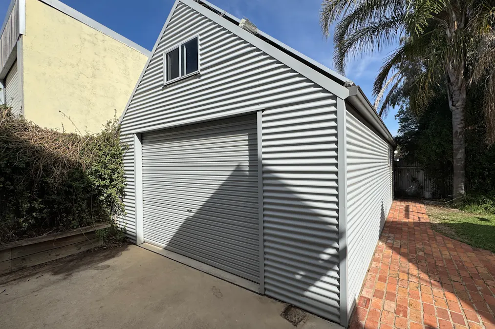 336-338 Hodgkins Street, Deniliquin, NSW, 2710 - Image 4