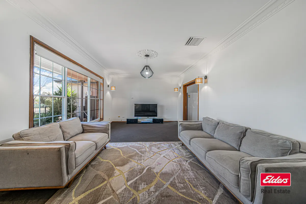 22 Oxley Circle — photo 14 of 30