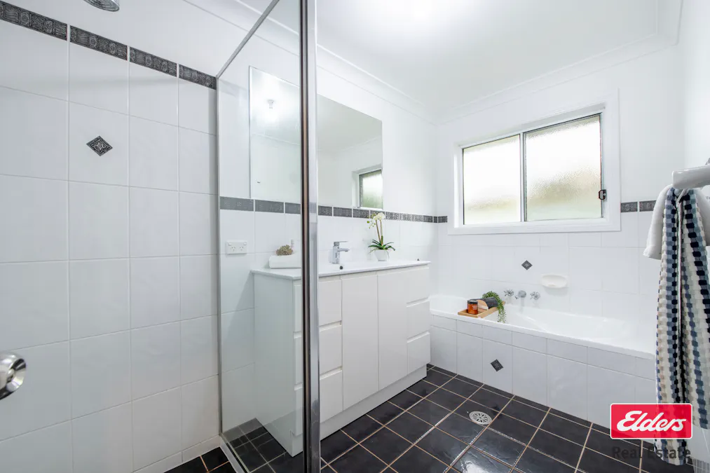 24 Lachlan Way, Dubbo, NSW, 2830 - Image 13