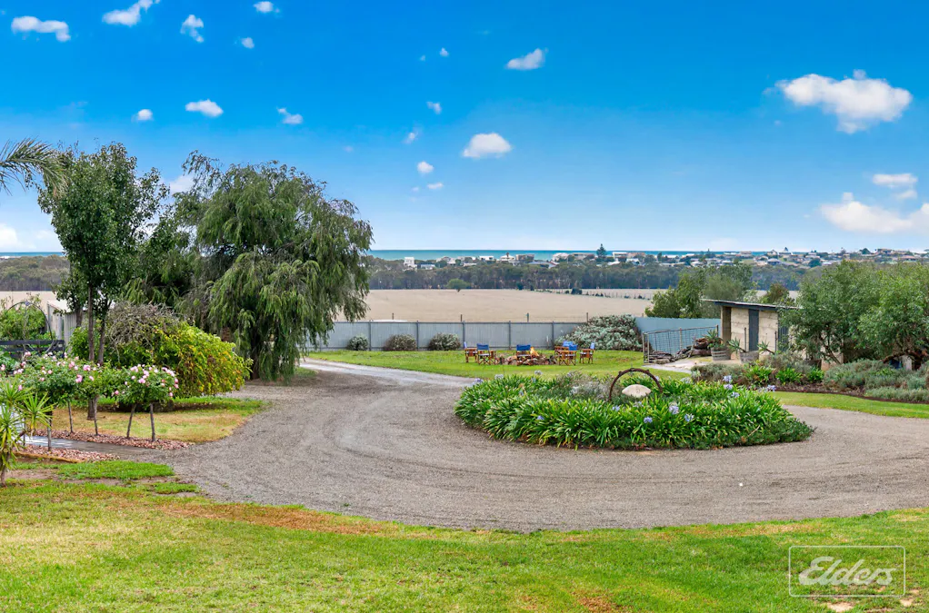 24 Mentone Road East, Chiton, SA, 5211 - Image 7