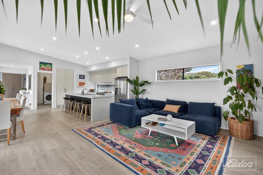 24 Mentone Road East, Chiton, SA, 5211 - Image 4