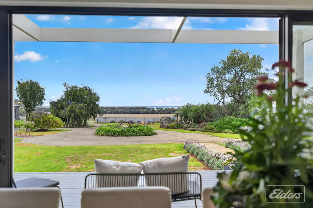 24 Mentone Road East, Chiton, SA, 5211 - Image 17