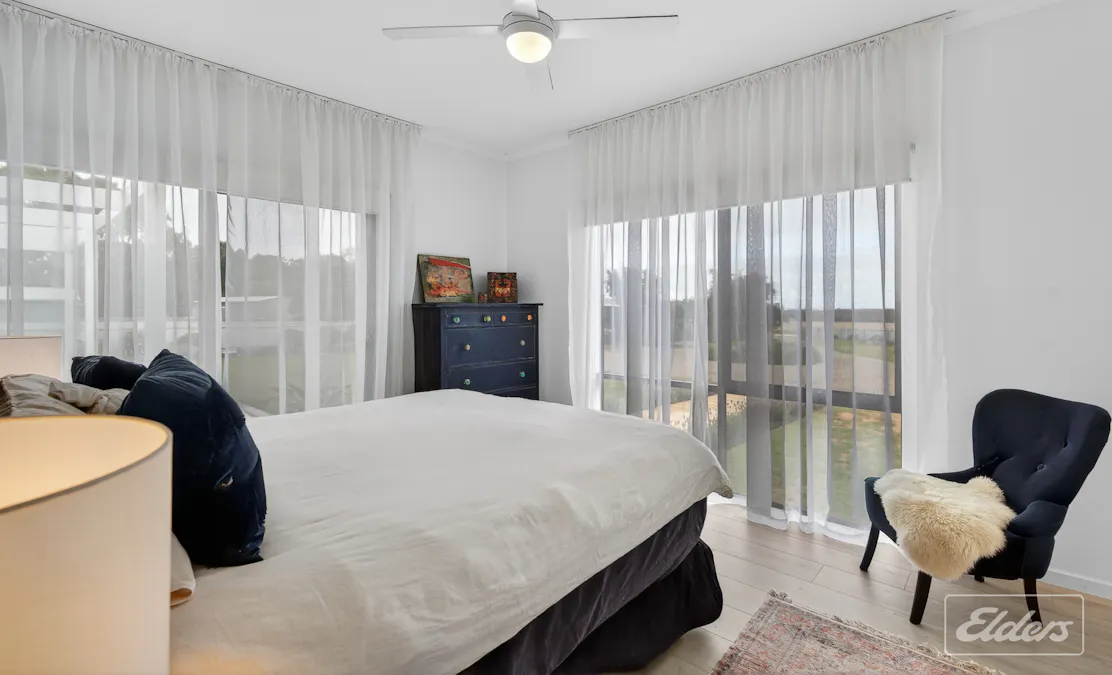 24 Mentone Road East, Chiton, SA, 5211 - Image 15