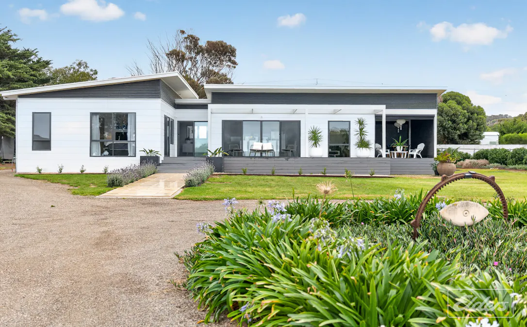 24 Mentone Road East, Chiton, SA, 5211 - Image 3