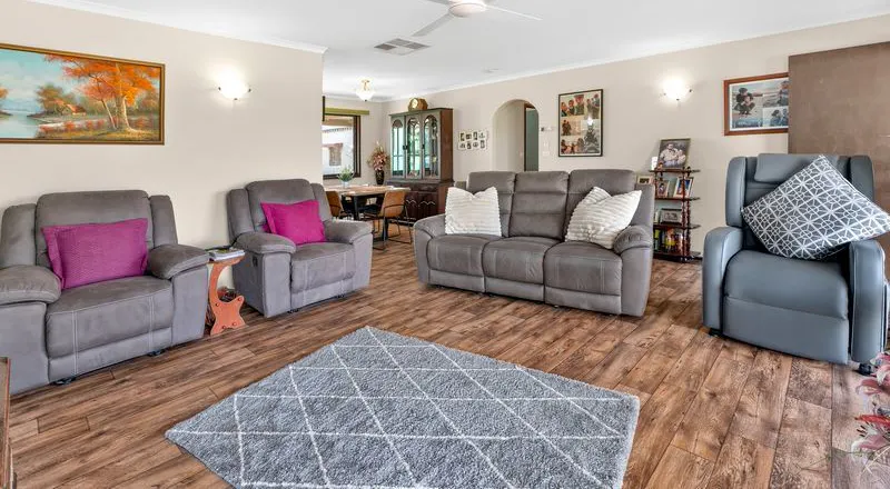 54 & 55 Gillespie Road, Glossop, SA, 5344 - Image 6