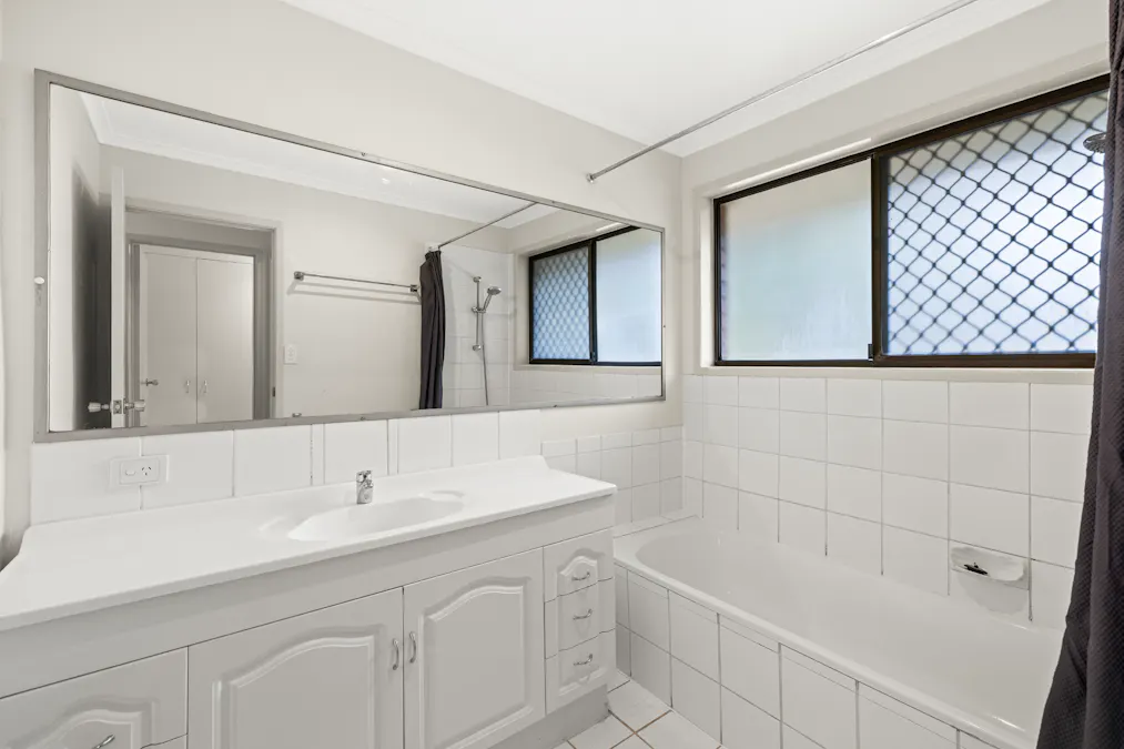 6 Hardy Court, Wilsonton Heights, QLD, 4350 - Image 7