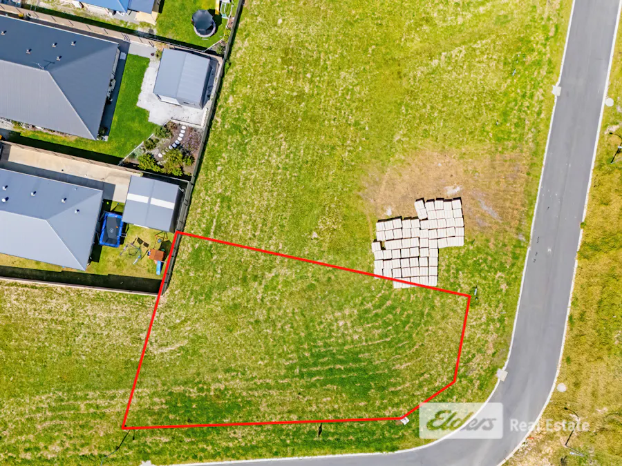 68 Greyhound Circle, Gledhow, WA, 6330 - Image 2
