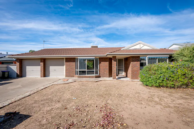 37 Mintern Crescent, Horsham, VIC, 3400 - Image 1