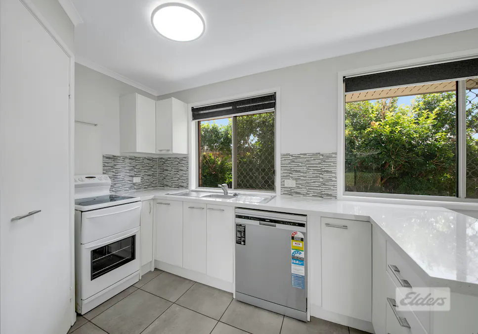 36 Beak Street, New Auckland, QLD, 4680 - Image 6