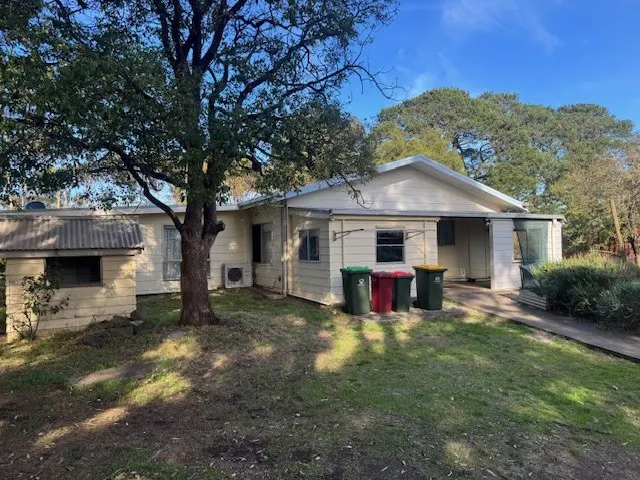 6 Pioneer Street, Hamilton, VIC, 3300 - Image 13
