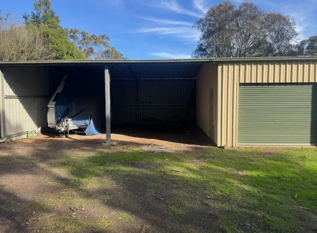 6 Pioneer Street, Hamilton, VIC, 3300 - Image 14