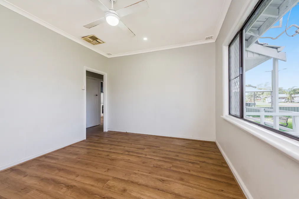 17 Yalbaroo Road, Northam, WA, 6401 - Image 11