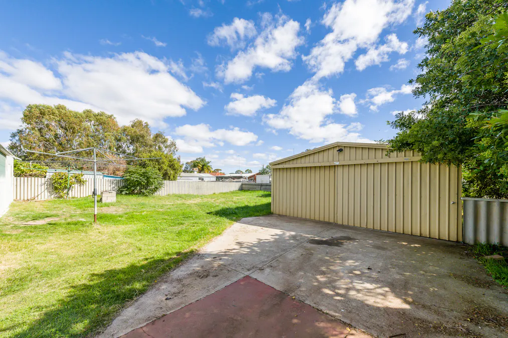 17 Yalbaroo Road, Northam, WA, 6401 - Image 25