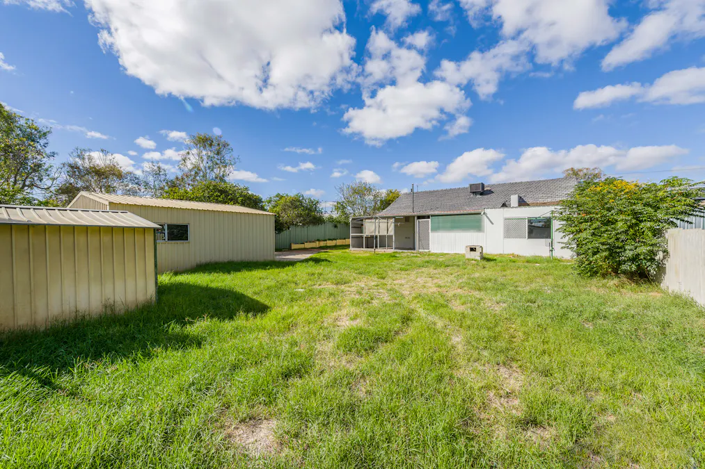17 Yalbaroo Road, Northam, WA, 6401 - Image 26