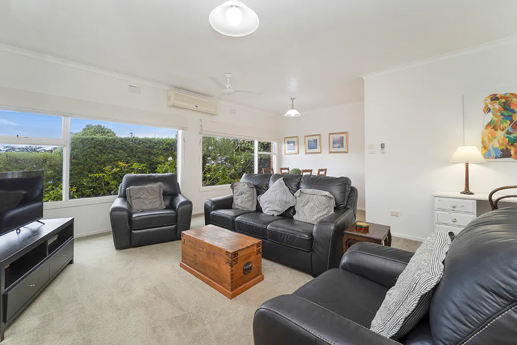 2 Milton Street, Hamilton, VIC, 3300 - Image 8