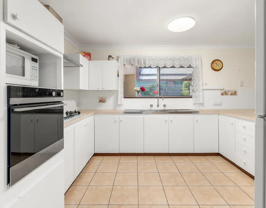 9 Argyle Avenue, Withers, WA, 6230 - Image 3