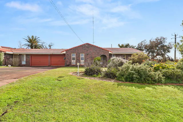 24 Scott Street — photo from Elders Real Estate South West