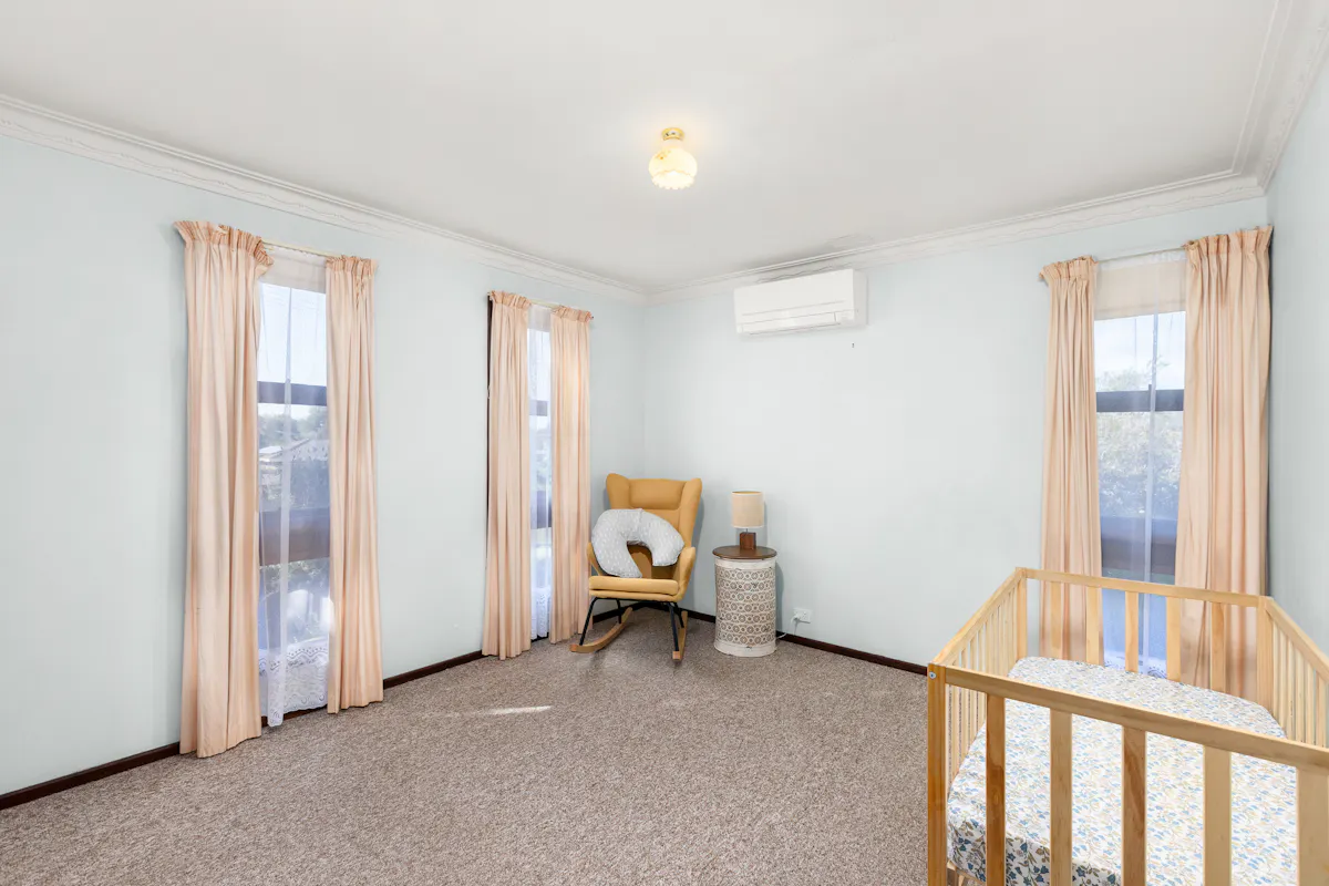 24 Scott Street — photo 12 of 20