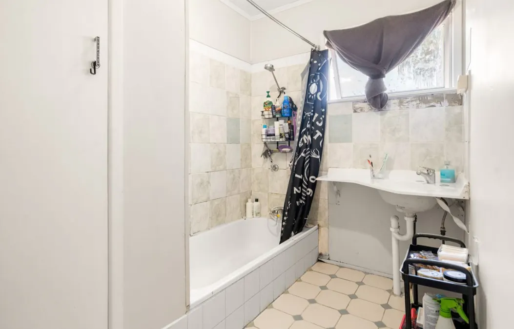 86 Stafford Street, Silkstone, QLD, 4304 - Image 7
