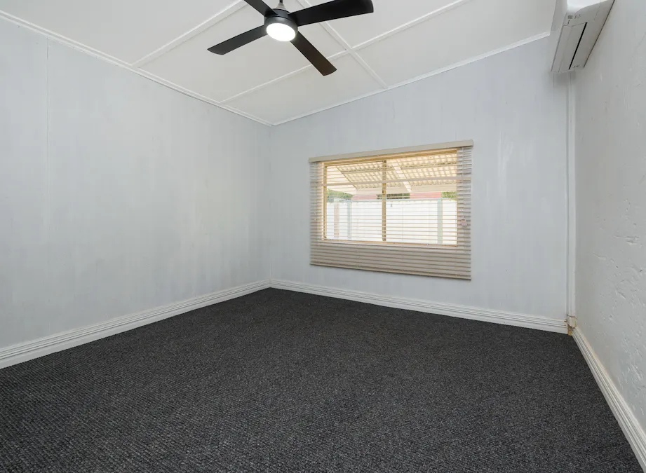 14 Esperance Street, Northam, WA, 6401 - Image 17