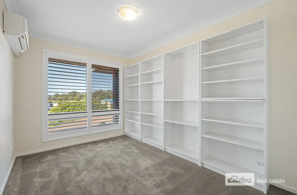 4 Hakea Crescent, South Bunbury, WA, 6230 - Image 7