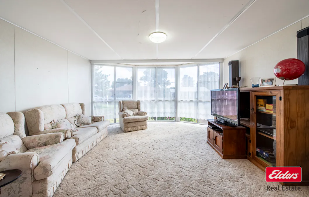 8 Trelanvean Street, Dubbo, NSW, 2830 - Image 3