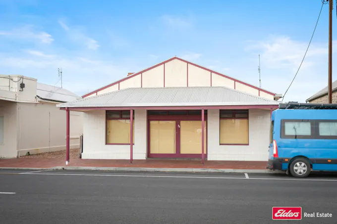 28 Agnes Street, Kingston Se, SA, 5275 - Image 1