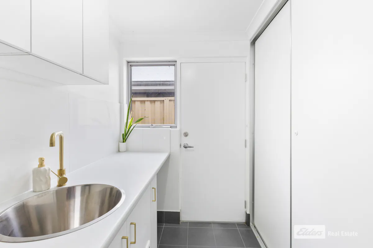 90 Radiata Drive — photo 26 of 30