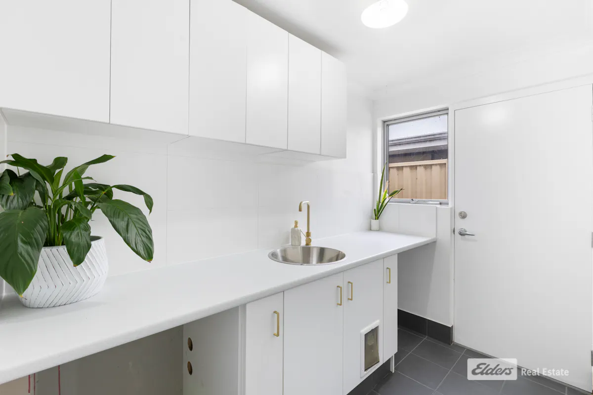 90 Radiata Drive — photo 25 of 30