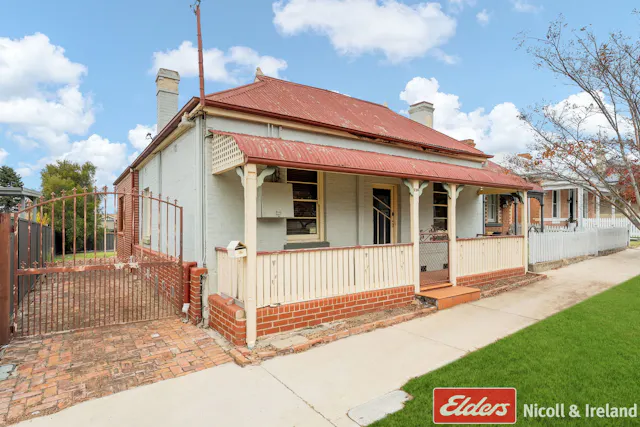 226 William Street — photo from Elders Nicoll & Ireland