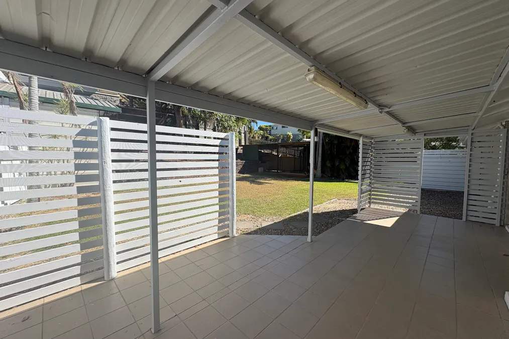 2 Oxley Street, South Gladstone, QLD, 4680 - Image 6