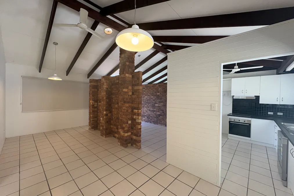 2 Oxley Street, South Gladstone, QLD, 4680 - Image 13