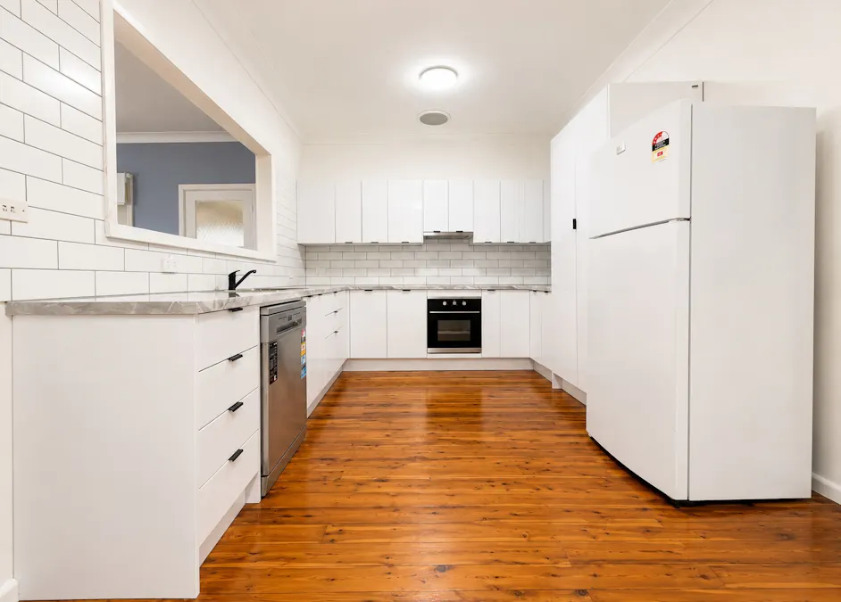 49 Woodward Street, Parkes, NSW, 2870 - Image 4