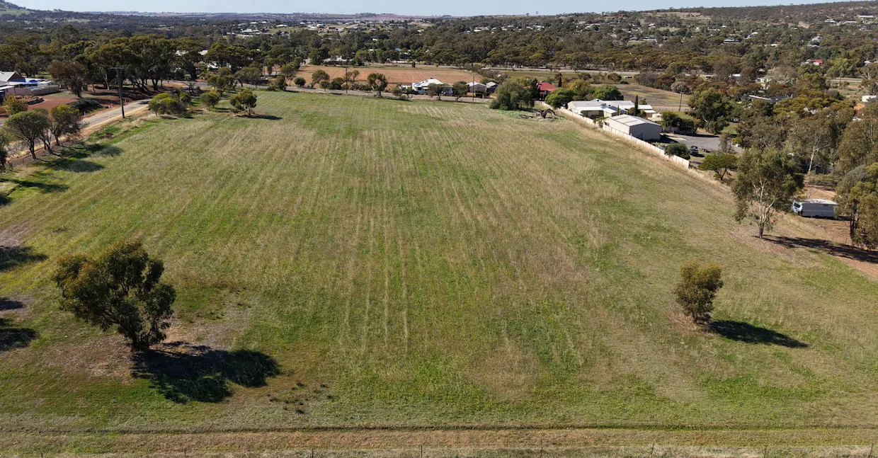 304/Henry Road, York, WA, 6302 - Image 6