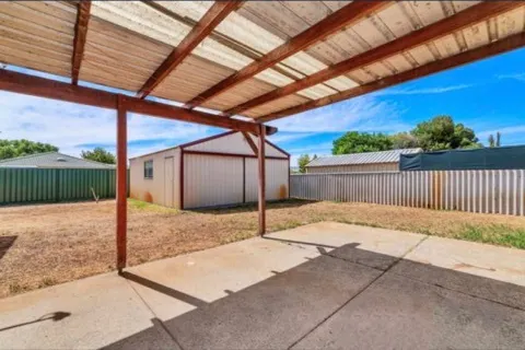 7 Jubilee Drive, Waikiki, WA, 6169 - Image 13
