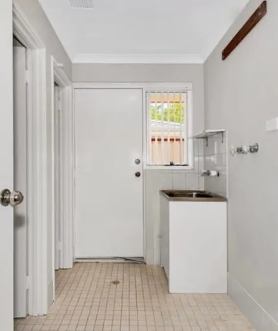 7 Jubilee Drive, Waikiki, WA, 6169 - Image 12