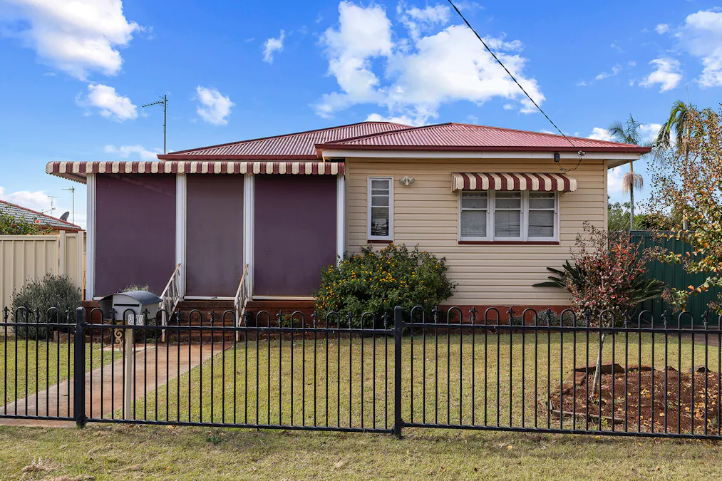 90 Drayton Road, Harristown, QLD, 4350 - Image 6