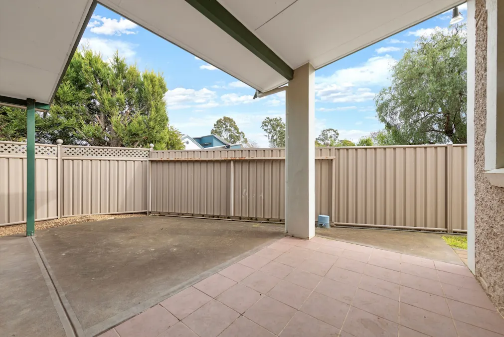 5/8 Beare Street, Clare, SA, 5453 - Image 12