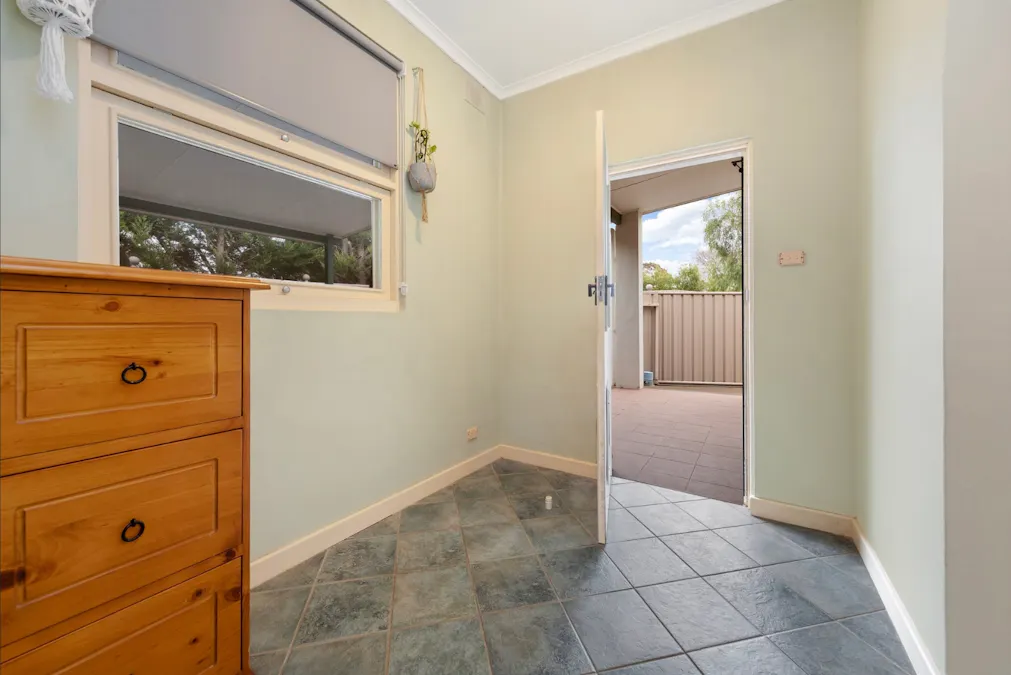 5/8 Beare Street, Clare, SA, 5453 - Image 10