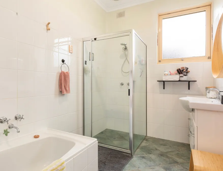 5/8 Beare Street, Clare, SA, 5453 - Image 8