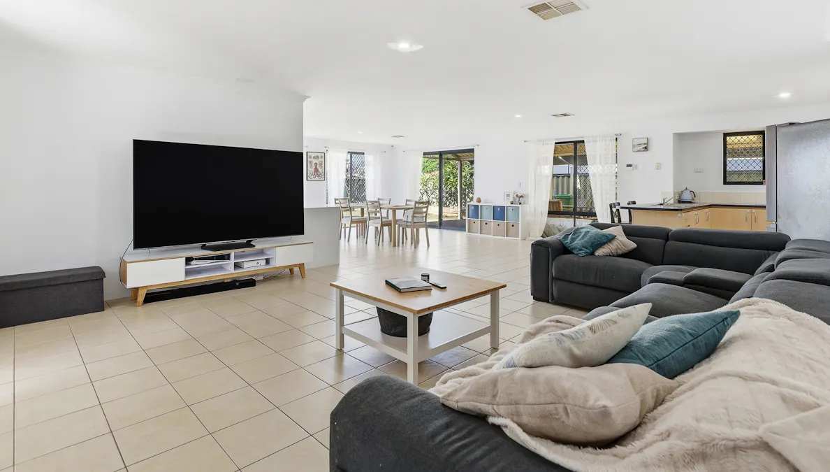 6 Aparri Way, Port Kennedy, WA, 6172 - Image 3