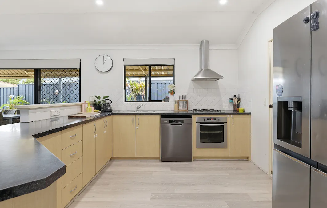 29 Eiffel Crescent, Port Kennedy, WA, 6172 - Image 6