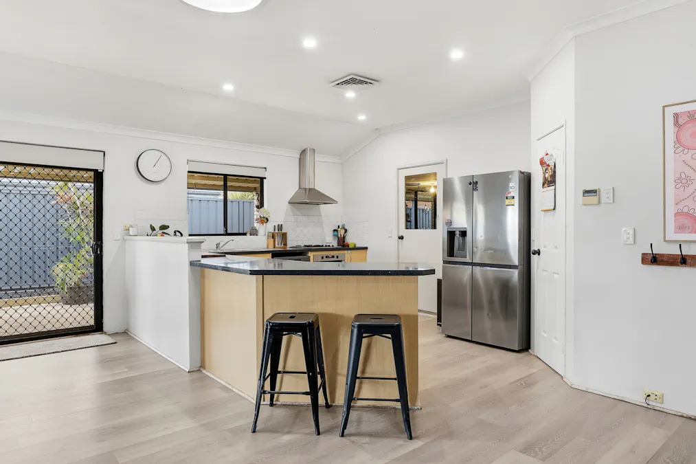 29 Eiffel Crescent, Port Kennedy, WA, 6172 - Image 7