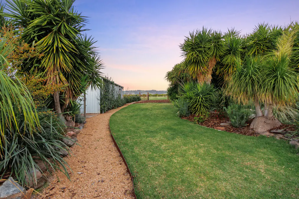 13 Barossa Valley Way, Tanunda, SA, 5352 - Image 19