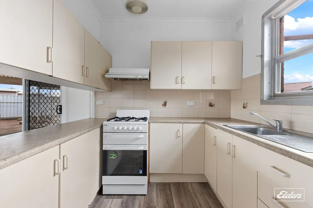 6 Flinders Avenue, Whyalla Stuart, SA, 5608 - Image 9