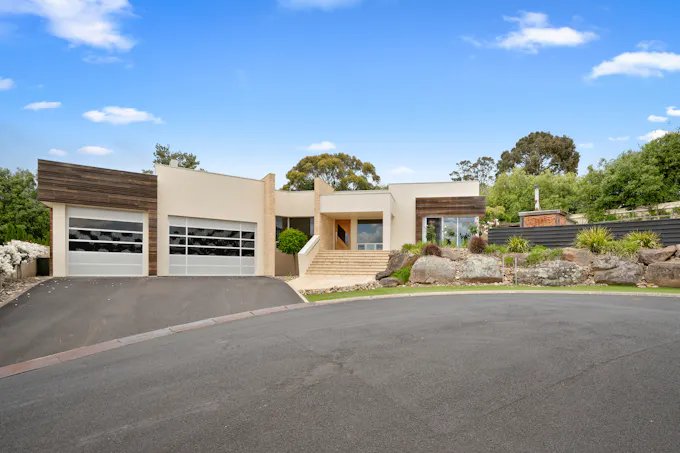19 Patricia Court, Mount Gambier, SA, 5290 - Image 1