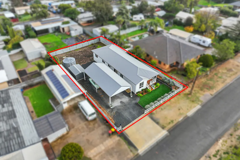 1 Essex Street, Burra, SA, 5417 - Image 23