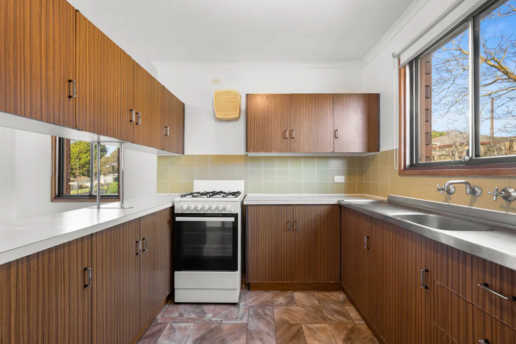 11 Gaden Street, Mount Gambier, SA, 5290 - Image 2